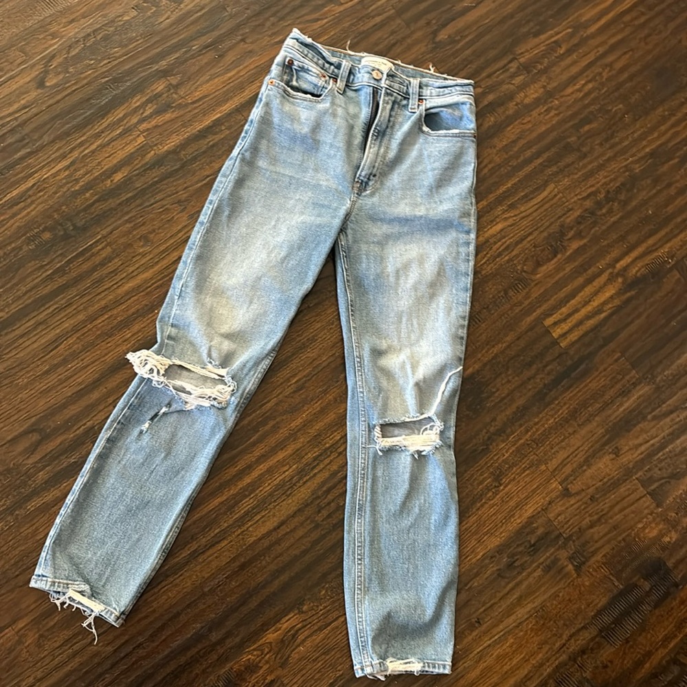 Abercrombie & Fitch The Ankle Straight Ultra High Rise - size 26
